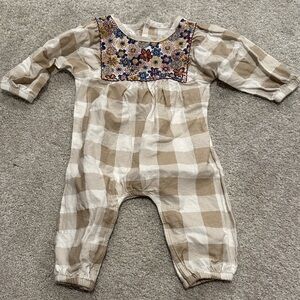 Mud Pie Plaid Flannel Baby Romper Floral Embroidery 3-6 months Never worn